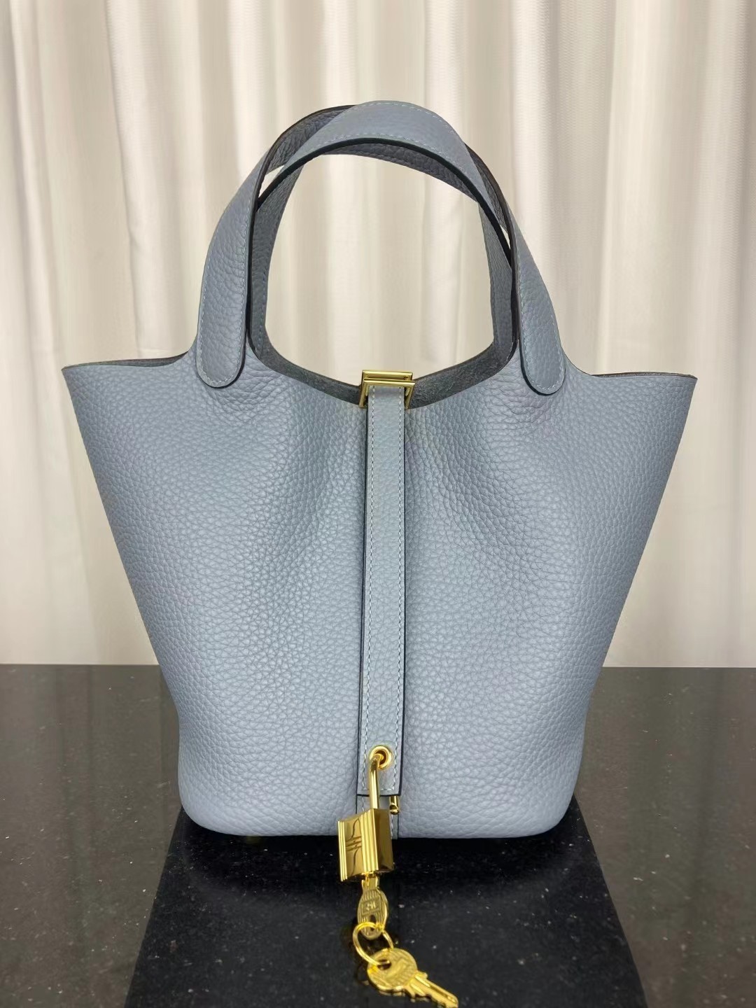 在國外如何購買中國的仿品？可以通關(guān)嗎？